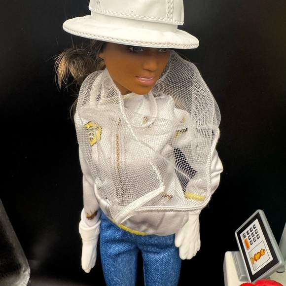 Barbie Black Beekeeper Doll You Can Be Anything Playset Stand, Bee Hives, Honey - Picture 2 of 11